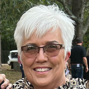 Meet your Posher, Mary jo